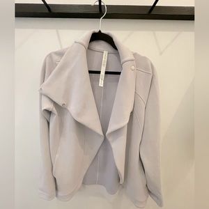Lululemon Rally Wrap - jacket